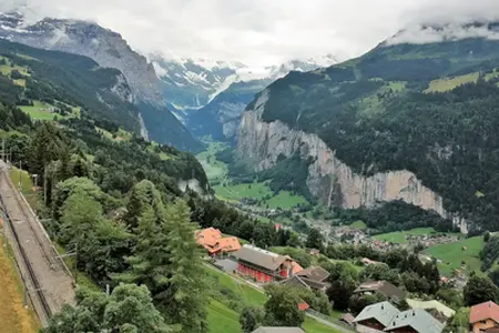 Swiss e-vignette purchase: discover the travel opportunities of the country!