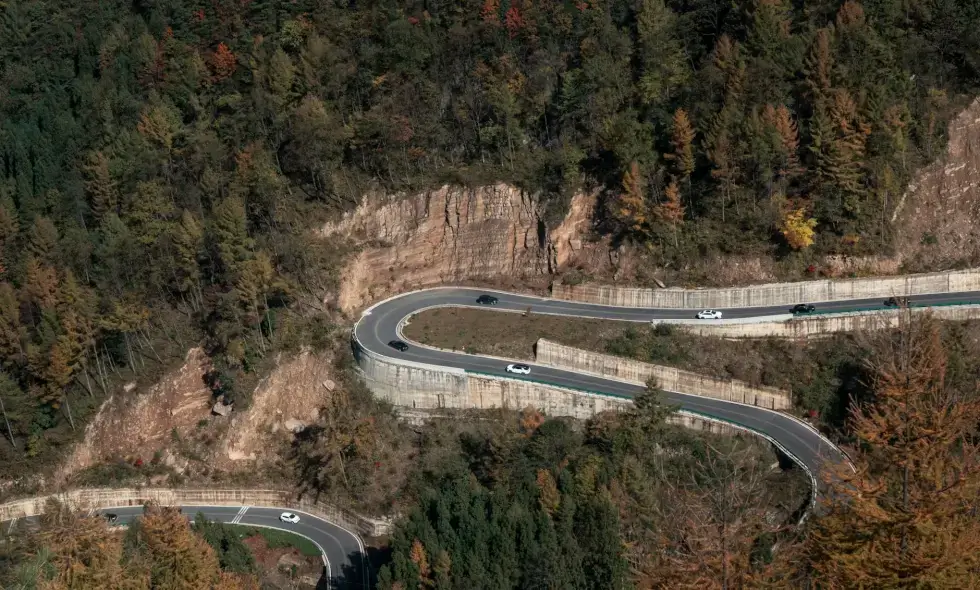 A new e-vignette motorway section is being built in Romania.